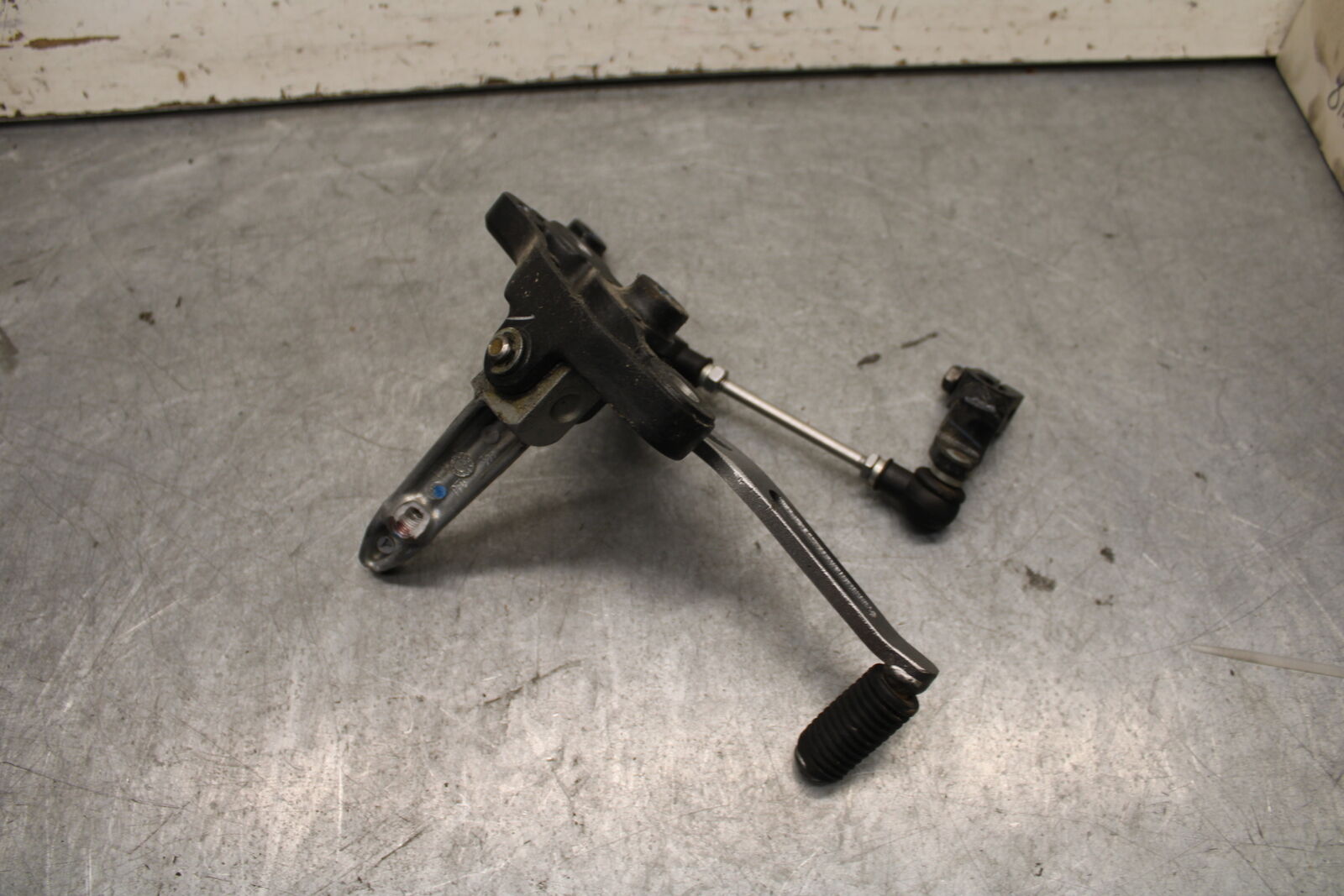 18-23 KAWASAKI NINJA 400 LEFT REARSET REAR SET FOOT PEG W SHIFTER  BB660