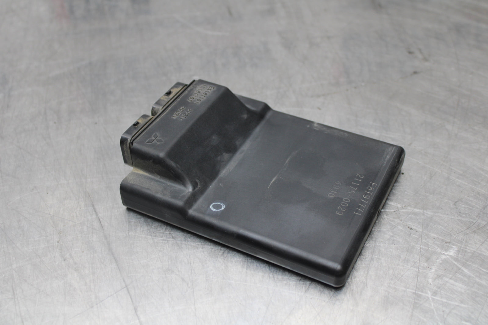 04-05 KAWASAKI NINJA ZX10R ECU COMPUTER CONTROLLER UNIT BLACK BOX ECM CDI  BB163