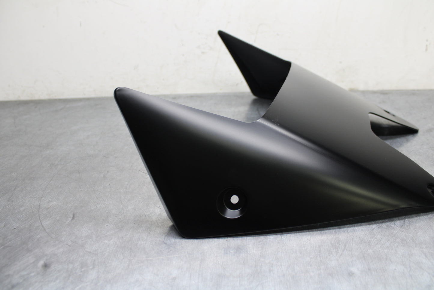 12-25 KAWASAKI NINJA ZX14R NEW!! LOWER BOTTOM BELLY FAIRING COWL BB757