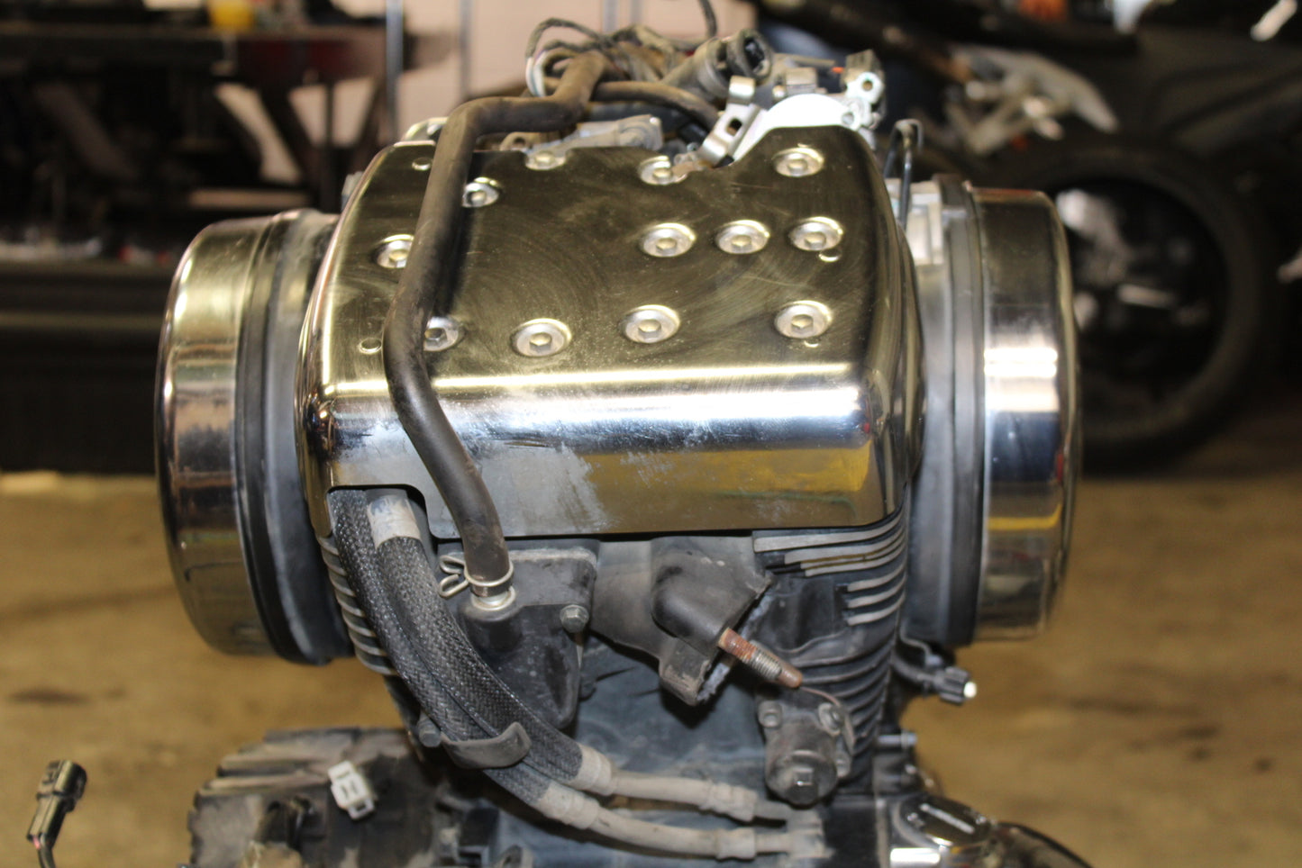 03-08 KAWASAKI VULCAN 1600 ENGINE MOTOR BB754