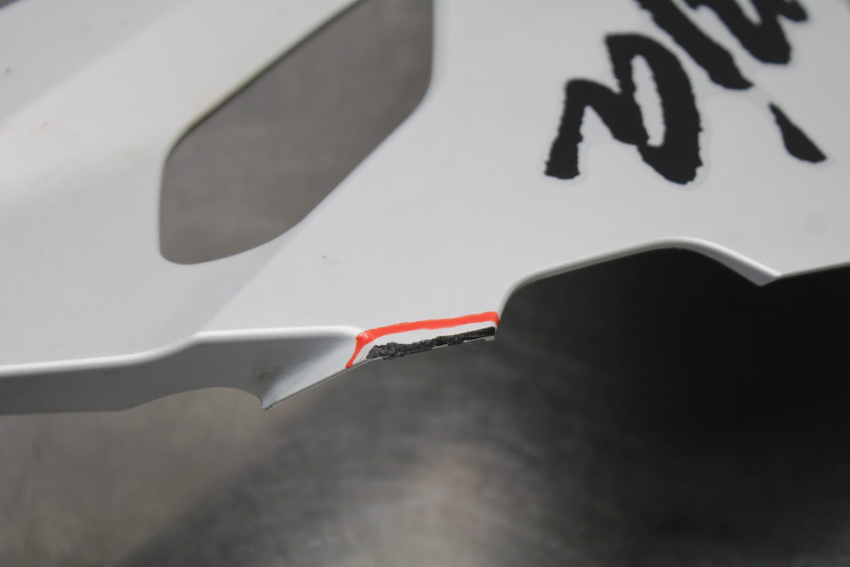 24-25 KAWASAKI NINJA ZX4R LEFT LOWER BOTTOM BELLY SIDE FAIRING COWL BB840