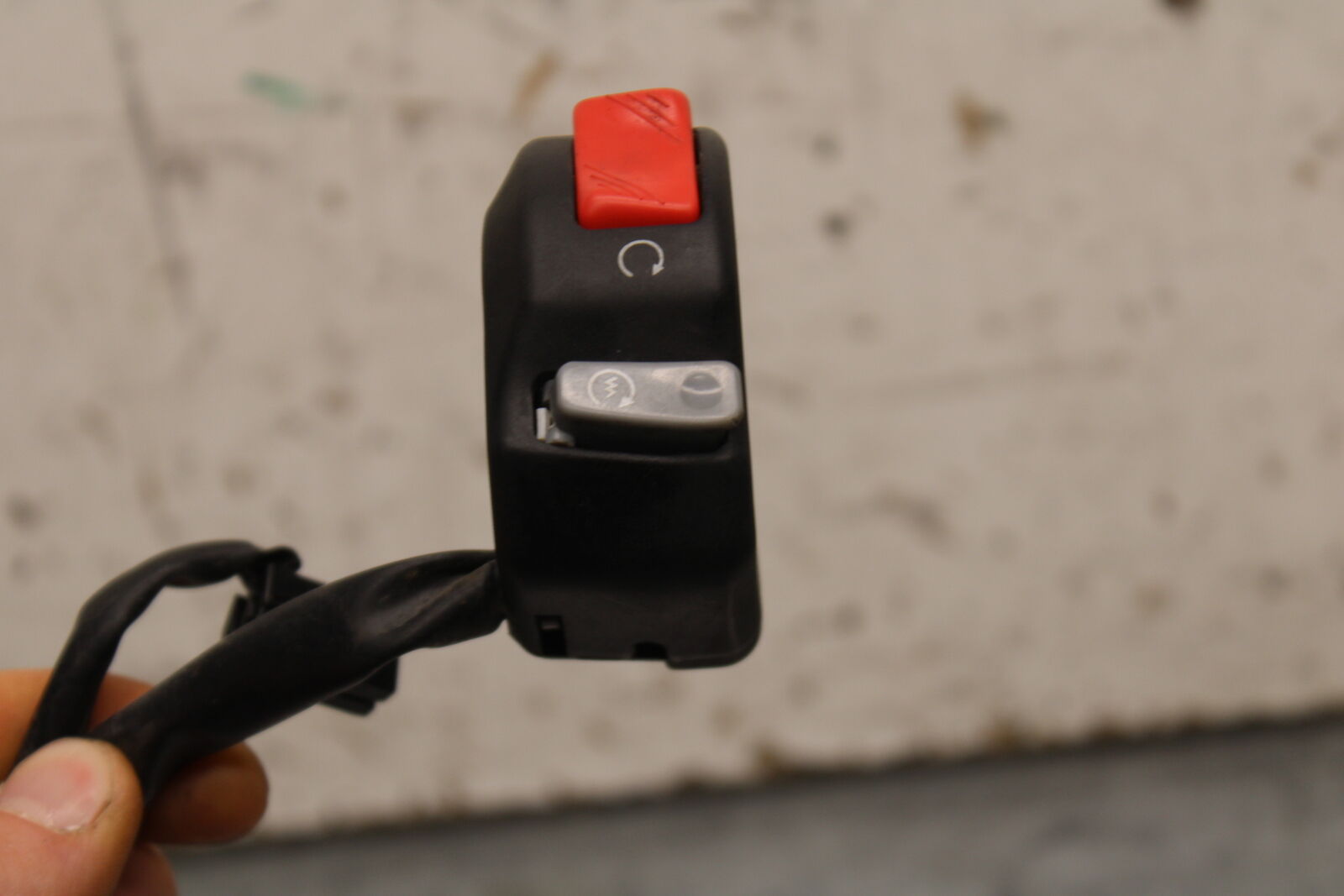 13-17 KAWASAKI NINJA ZX6R ZX636E RIGHT CLIP ON KILL OFF START SWITCH  BB735