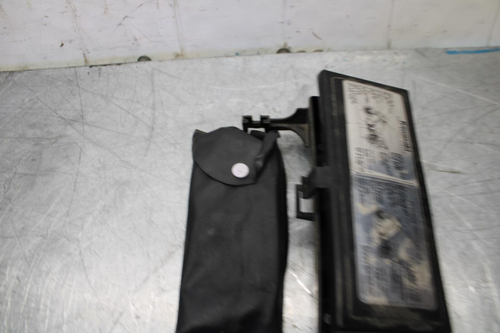 07-08 KAWASAKI CONCOURS 1400 ABS STOCK TOOLS OEM TOOL BAG KIT SET BB449