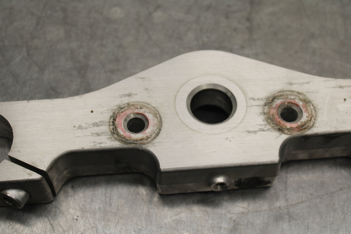 03-08 KAWASAKI VULCAN 1600 FORKS UPPER TRIPLE TREE CLAMP BB754