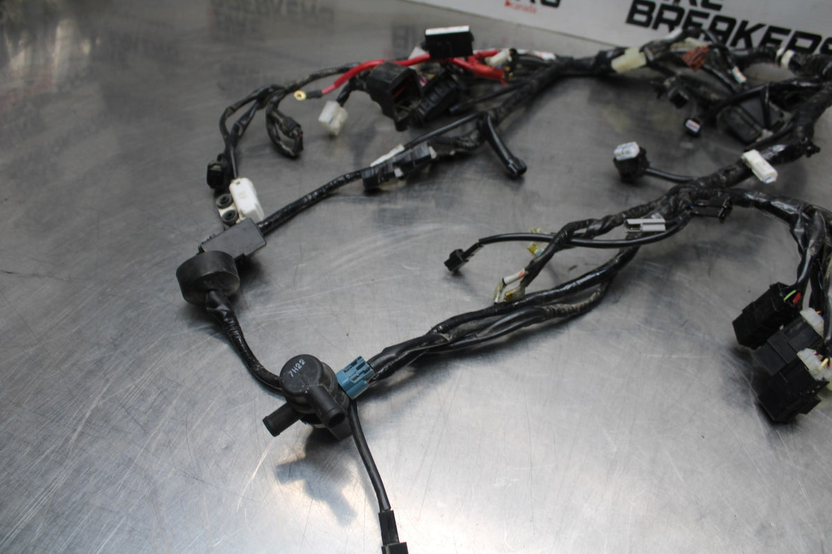 17-18 YAMAHA YZF R3 MAIN ENGINE WIRING HARNESS MOTOR WIRE LOOM BB788