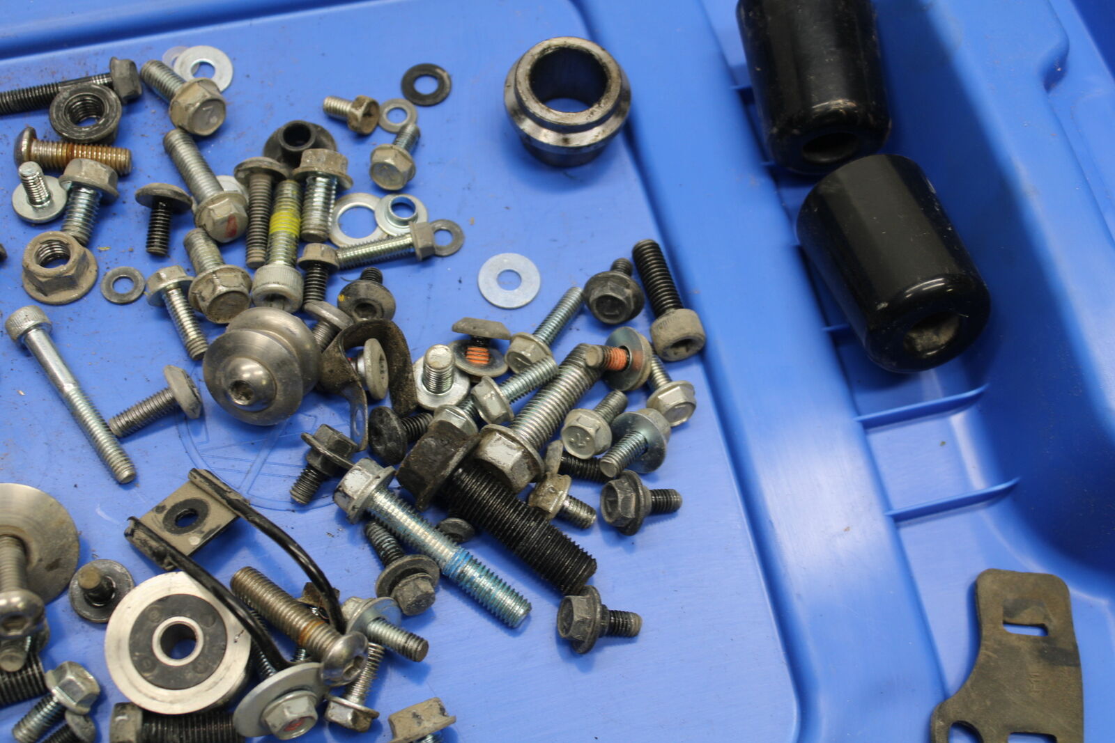 16-17 KAWASAKI VULCAN S 650 EN650 ABS MOUNTING BOLTS HARDWARE BB731