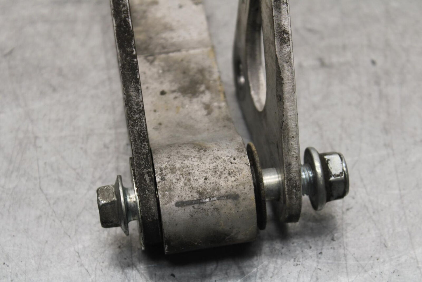 11-23 SUZUKI GSXR 750 REAR DOGBONE SHOCK LINKAGE LINK BB630