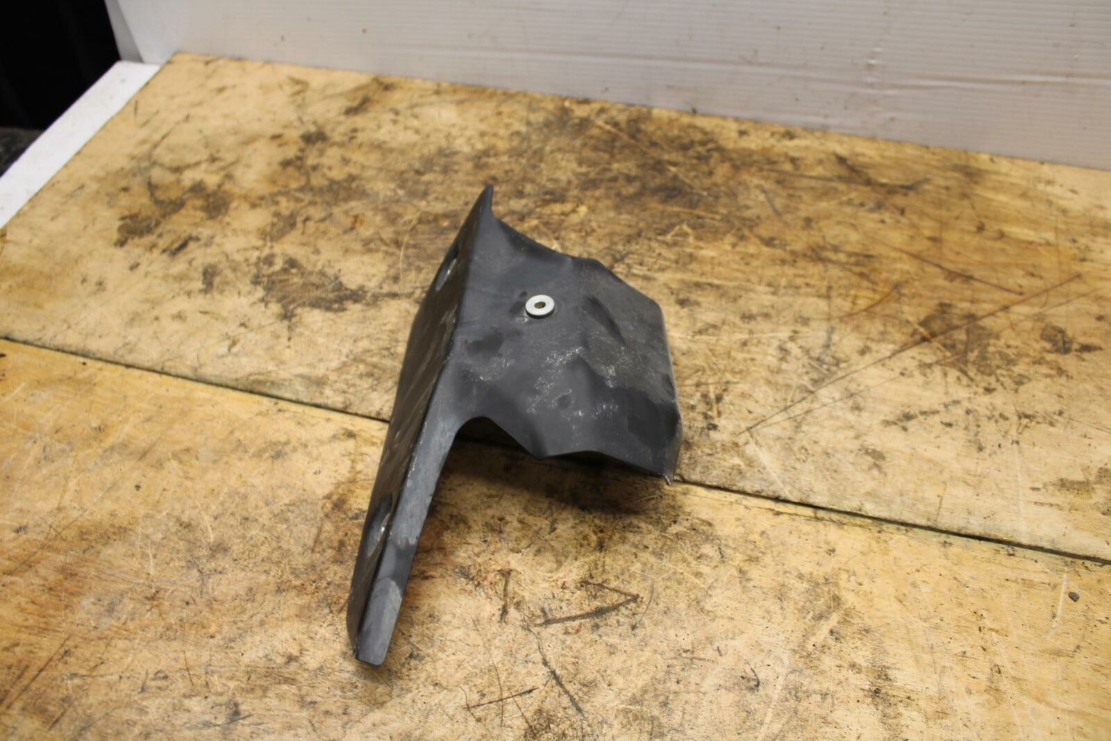 13-18 KAWASAKI NINJA ZX6R REAR BACK MUFFLER EXHAUST PIPE COVER HEAT SHIELD BB342