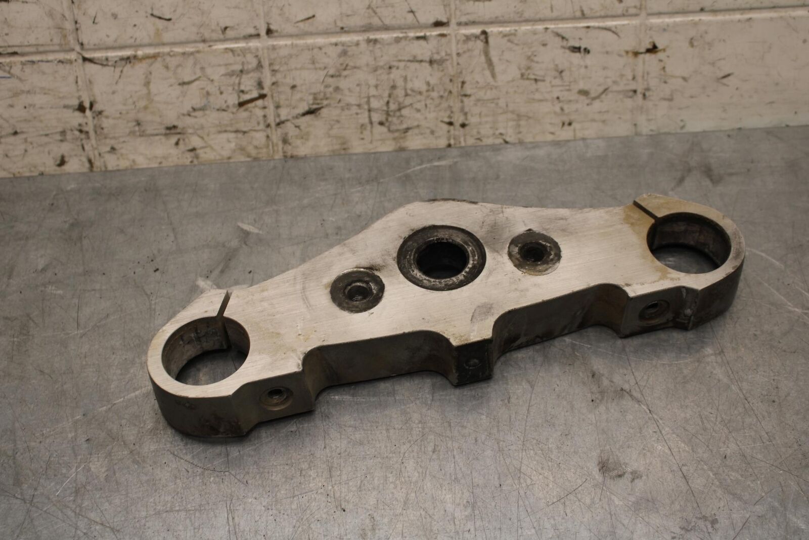 2005 Kawasaki Vulcan 1500 VN1500N Classic FORKS UPPER TRIPLE TREE CLAMP BB576