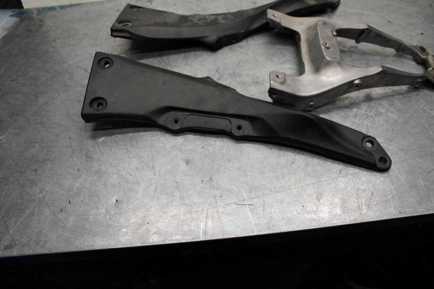 11-15 KAWASAKI ZX1000R REAR SUBFRAME BACK SUB FRAME BB445