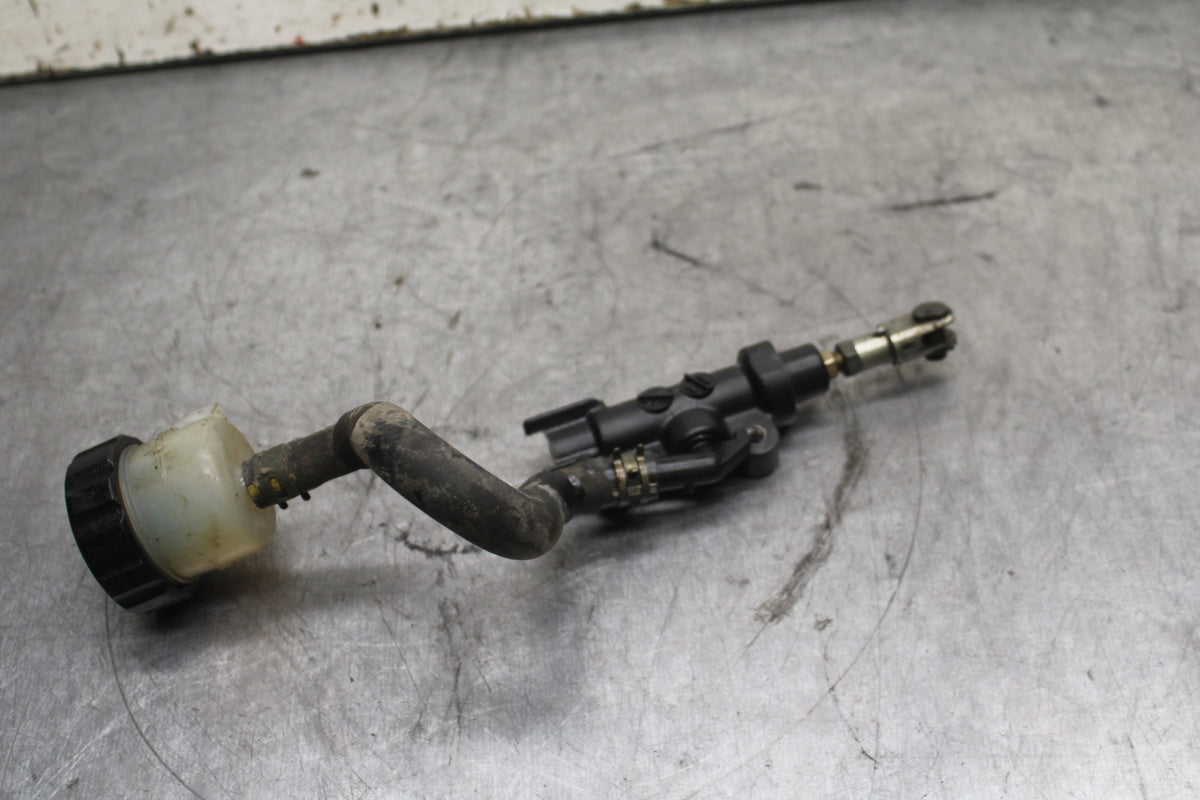 96-07 YAMAHA YZF600R REAR BACK BRAKE MASTER CYLINDER W RESERVOIR  BB746