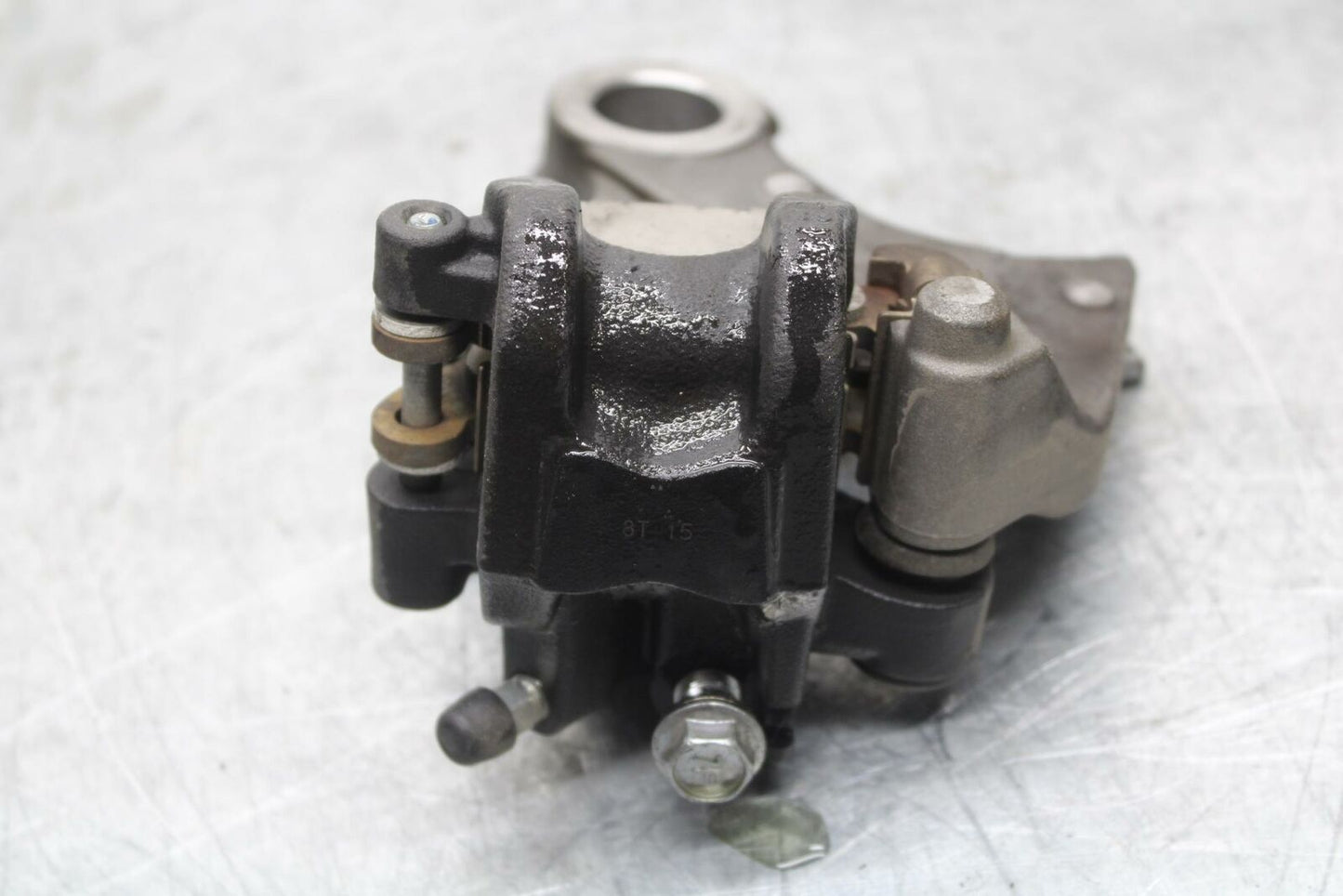 15-21 SUZUKI GSXR600 REAR BACK BRAKE CALIPER W MOUNT BRACKET BB418
