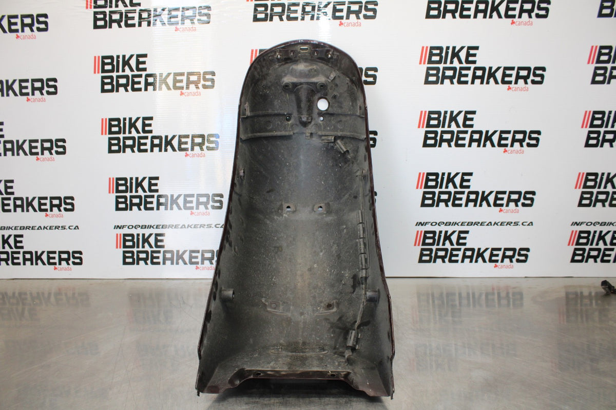 09 YAMAHA V STAR 950 REAR BACK WHEEL FENDER MUD GUARD BB172