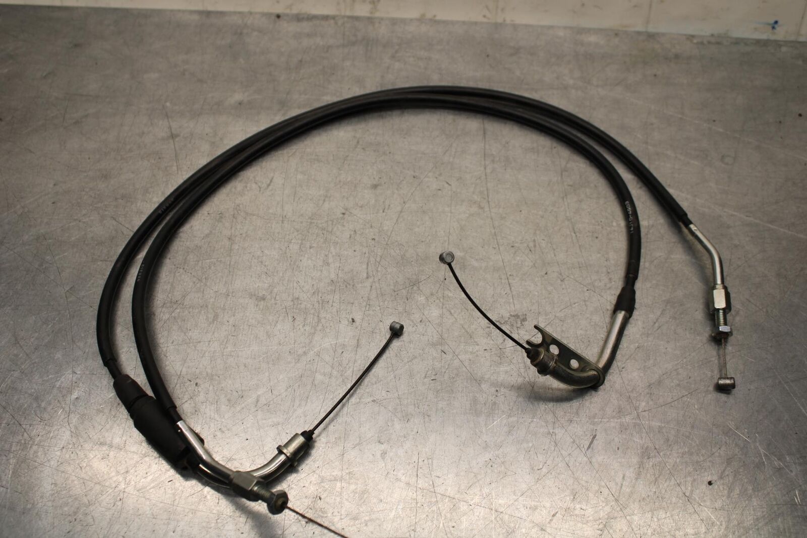 2015 Suzuki GSXR750 THROTTLE CABLES LINES BB595