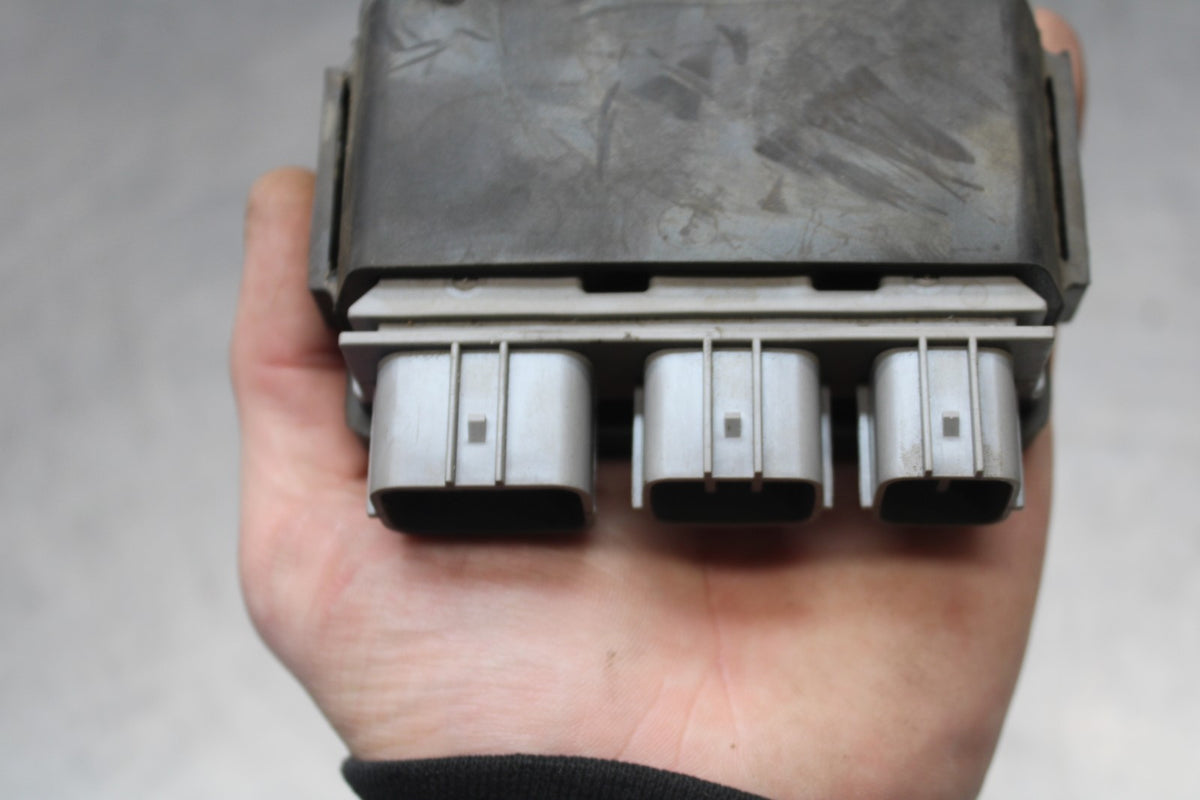 25 KAWASAKI Z900 RELAY ASSEMBLY BOX BB928