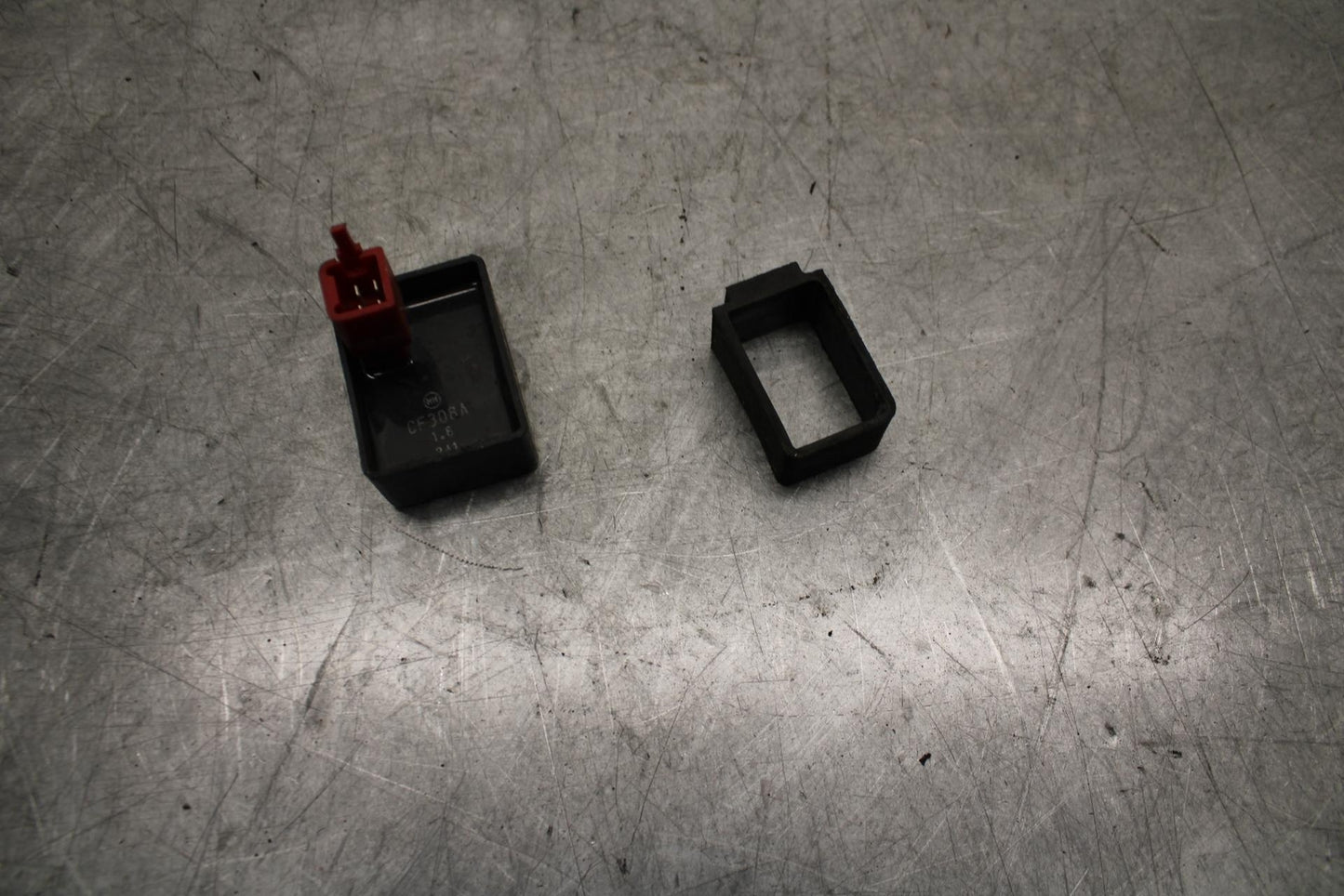 2001 Kawasaki Ninja ZX6 ZX600E RELAY fuel pump BB547