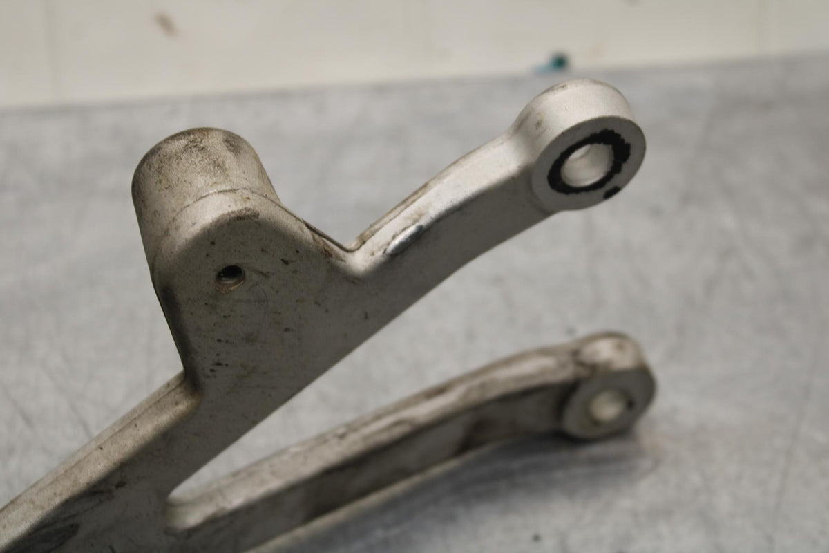 07-11 KTM  990 SUPER DUKE ENGINE MOUNT MOTOR BRACKET BB578