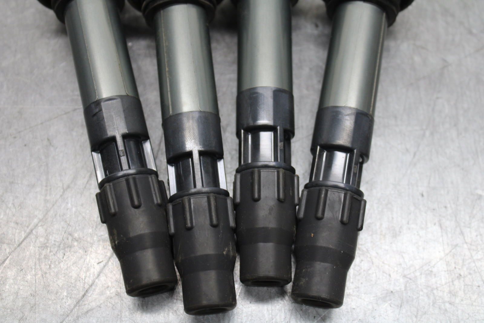 08-10 SUZUKI GSXR 600 IGNITION COILS COIL SPARK PLUG CAPS BB753