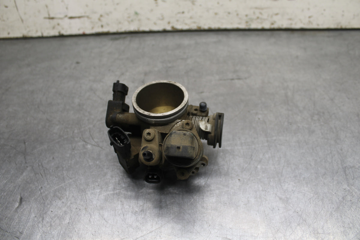13-16 KTM 390 DUKE MAIN FUEL INJECTORS / THROTTLE BODIES BB748