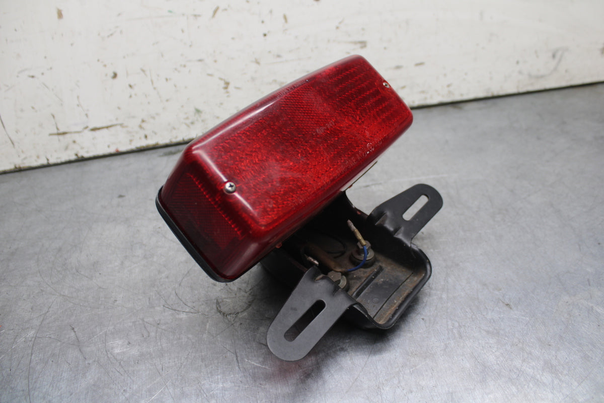78-81 YAMAHA XS1100 REAR TAIL TAILLIGHT BACK BRAKE LIGHT BB107