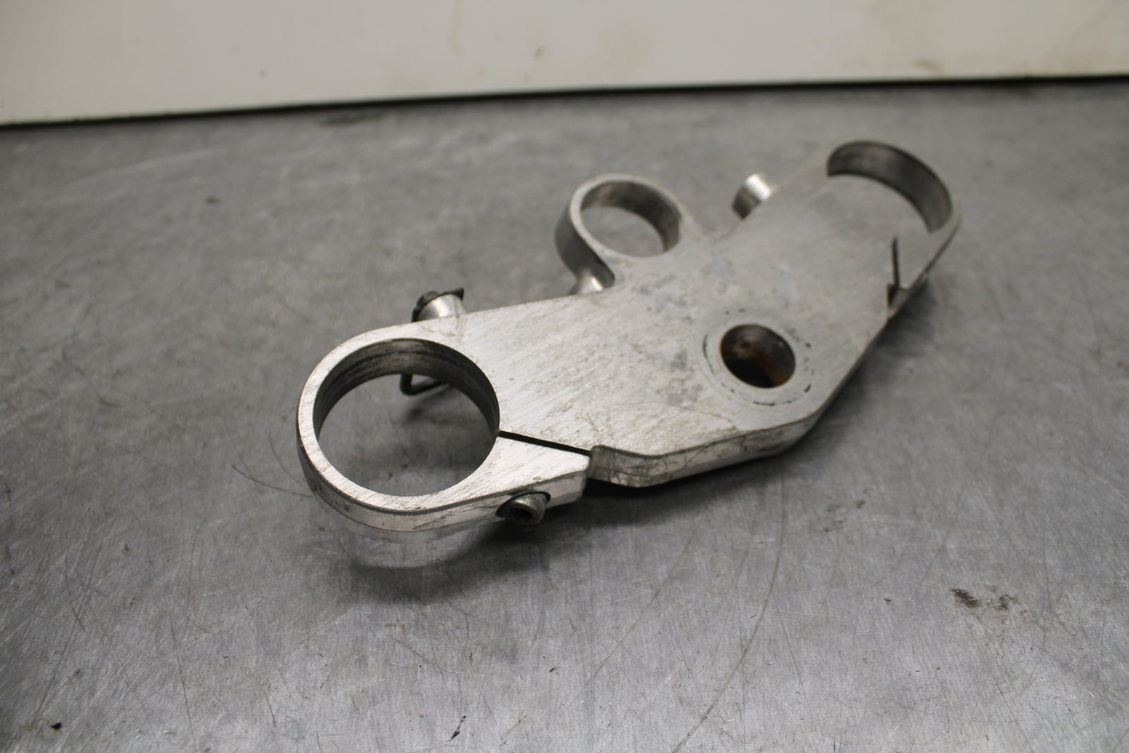 93-94 KAWASAKI NINJA ZX7R FORKS UPPER TRIPLE TREE CLAMP BB122