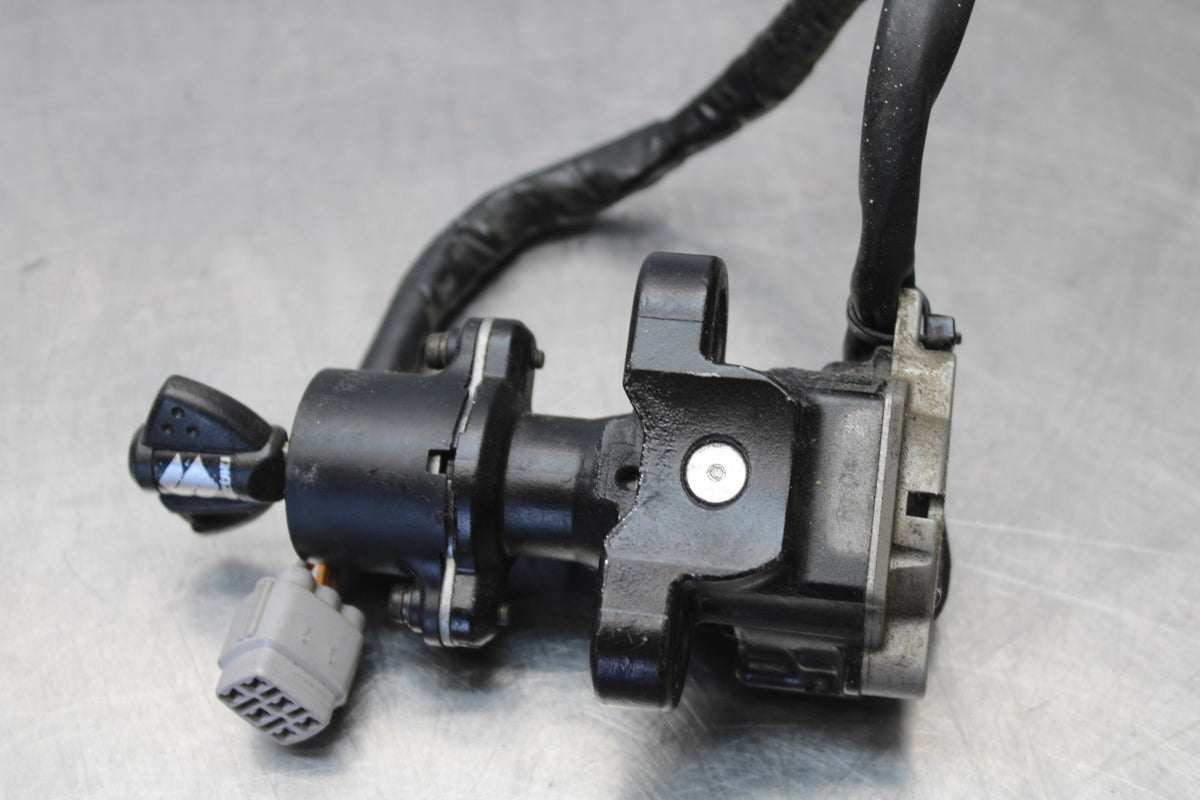 08-10 SUZUKI GSXR 600 IGNITION LOCK W KEY BB92
