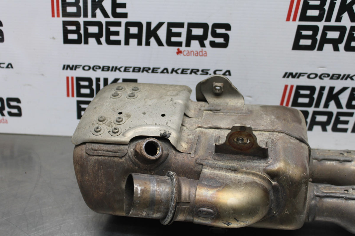 08-16 YAMAHA YZF R6 EXHAUST HEADER PIPES MANIFOLD BB856