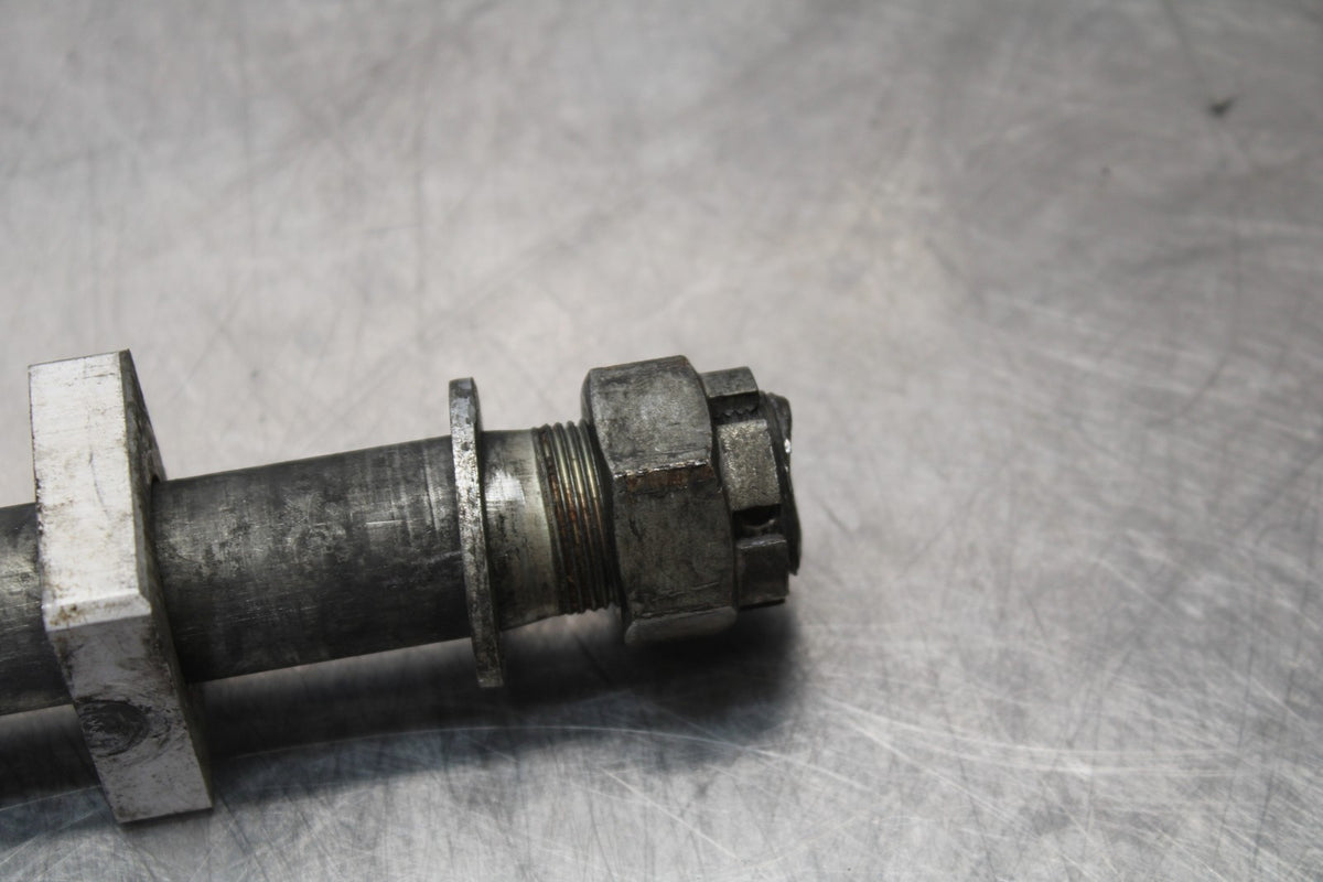2007 Kawasaki Ninja ZX6R ZX600P REAR AXLE BACK WHEEL RIM PIVOT BOLT AXEL BB175