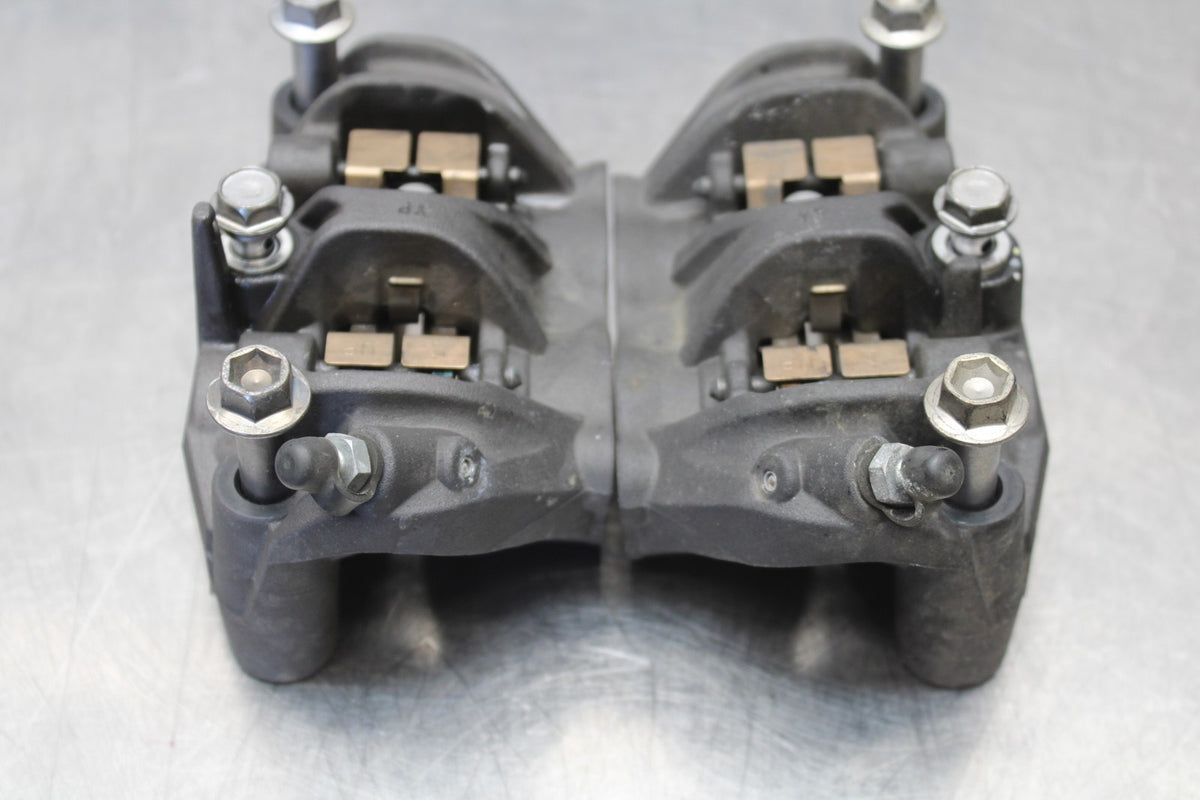 22 KAWASAKI NINJA 1000SX RIGHT LEFT FRONT BRAKE CALIPER SET PAIR CALIPERS BB01