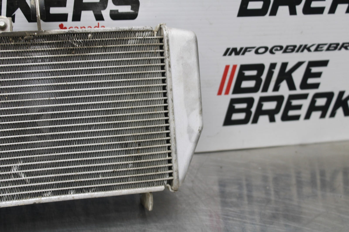17-18 YAMAHA YZF R3 ENGINE RADIATOR MOTOR COOLER COOLING RADIATER BB788