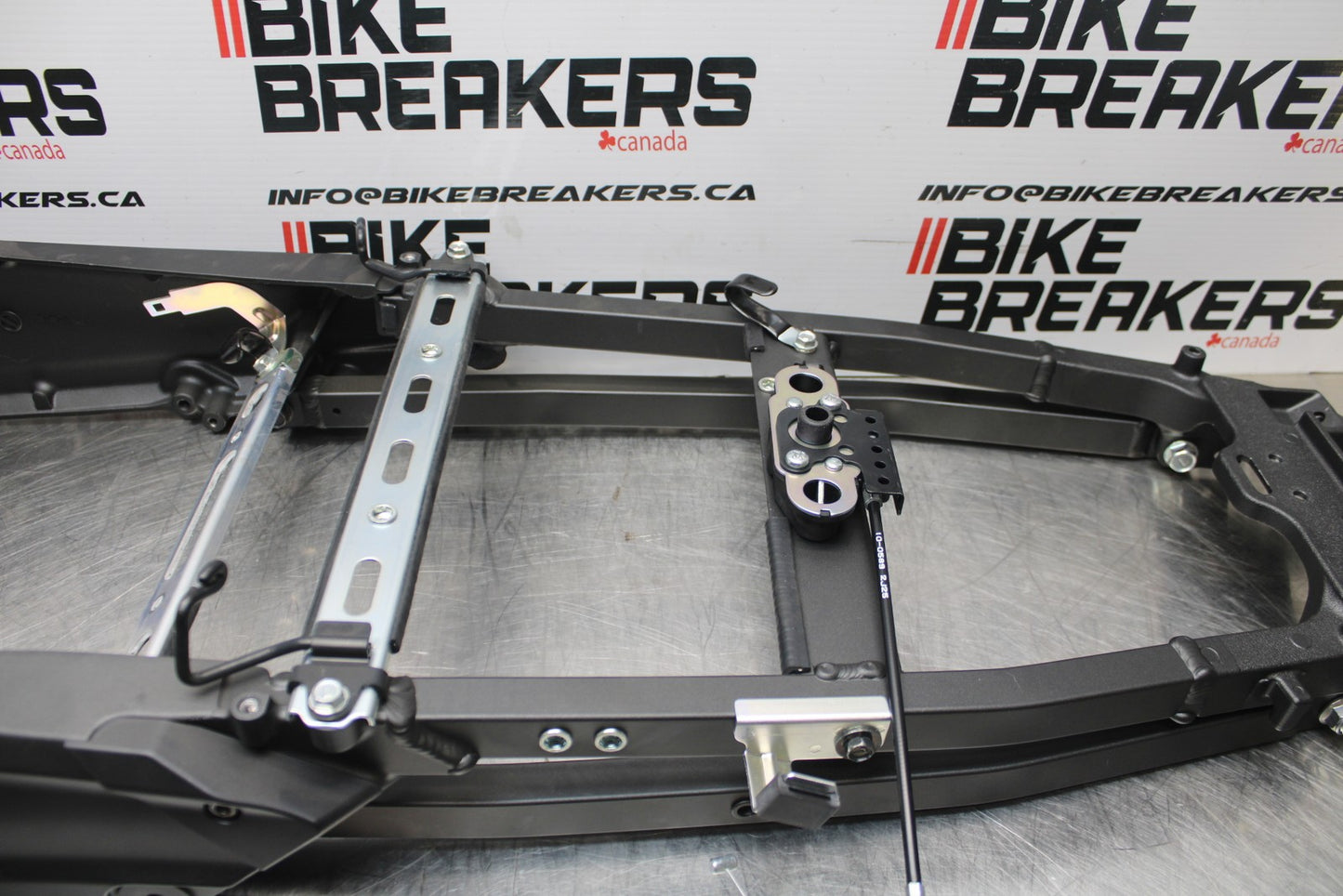 23-24 KAWASAKI NINJA ZX14R NEW! REAR SUBFRAME BACK SUB FRAME BB764