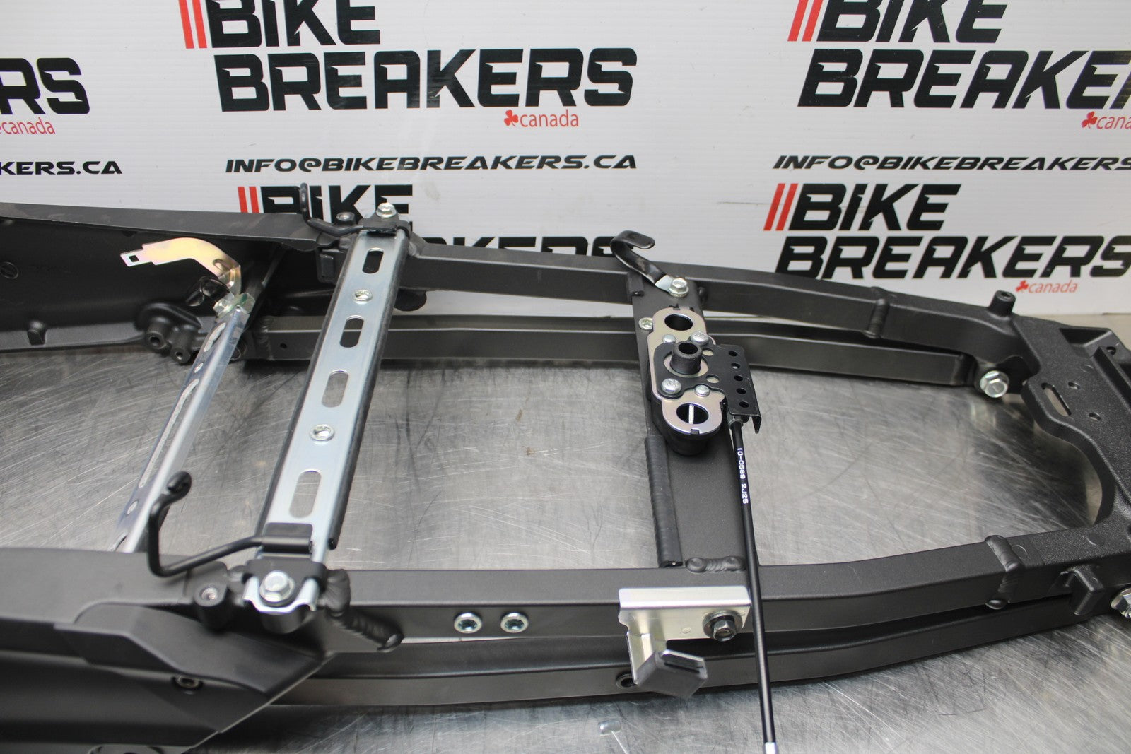 23-24 KAWASAKI NINJA ZX14R NEW! REAR SUBFRAME BACK SUB FRAME BB764