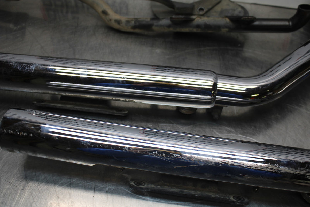 08 HARLEY-DAVIDSON SPORTSTER 1200 VANCE & HINES FULL EXHAUST  BB794