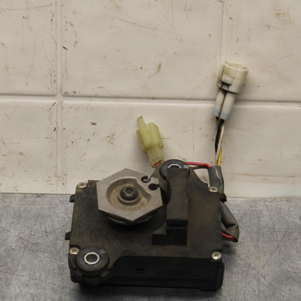 2011 Kawasaki Ninja ZX6R ZX600R EXHAUST VALVE SERVO MOTOR 21174-0005 BB587