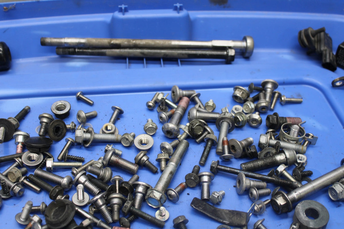 07-08 KAWASAKI NINJA ZX6R MOUNTING BOLTS HARDWARE SCREWS BB937