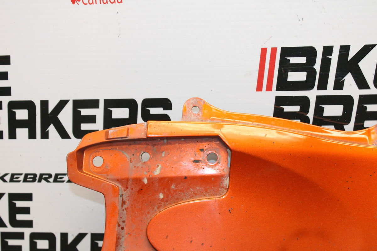 06-07 SUZUKI GSXR 600 REAR BACK TAIL UNDERTAIL FAIRING COWL FENDER BB178