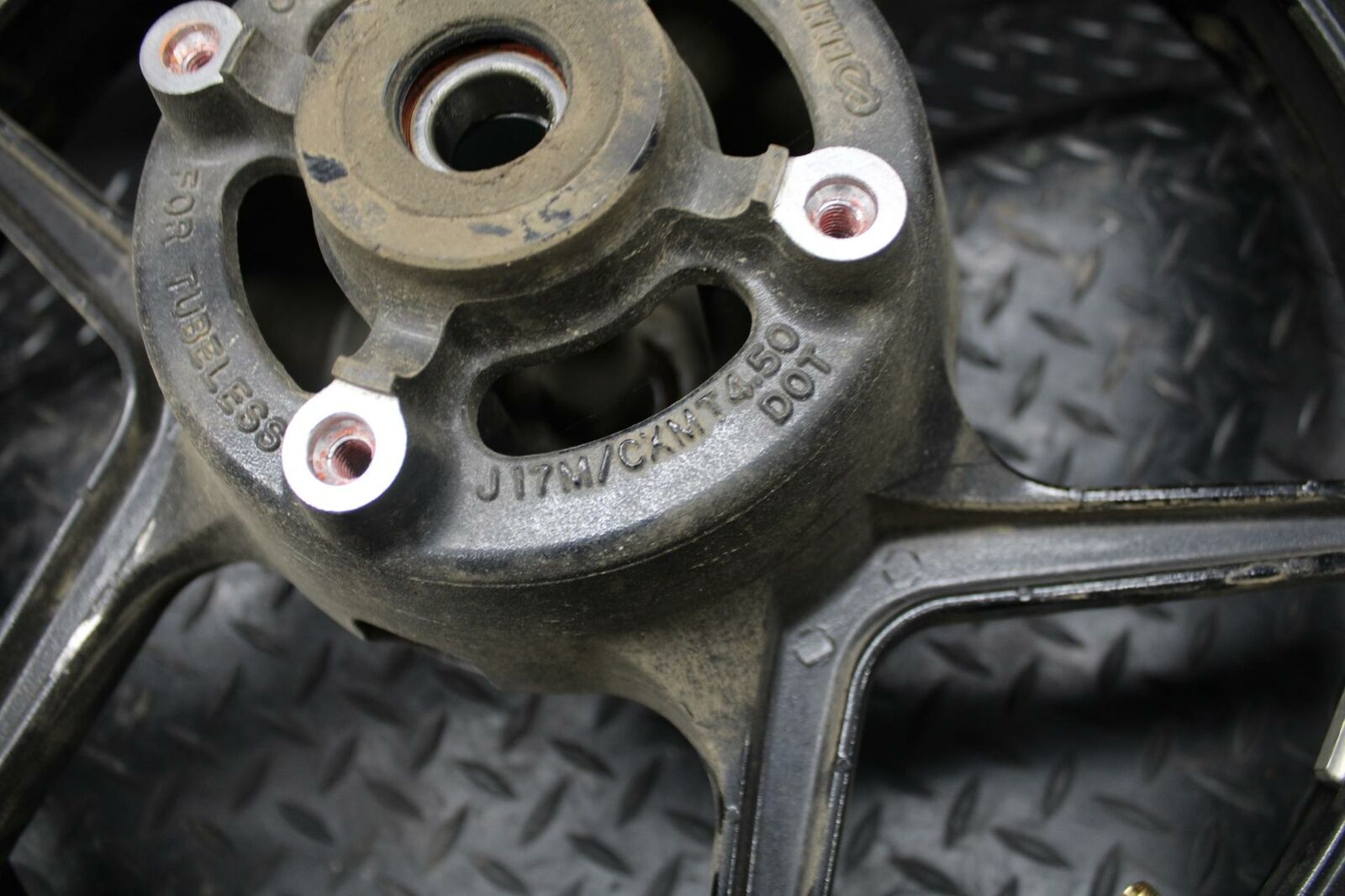 12-17 KAWASAKI NINJA 650 REAR WHEEL BACK RIM  41073-0568-QT BB211