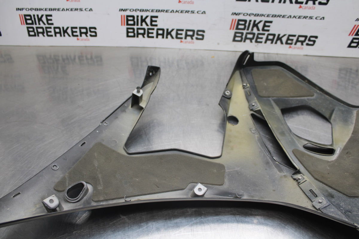 08-09 YAMAHA YZF R6S RIGHT LOWER MID UPPER SIDE FAIRING COWL  BB796