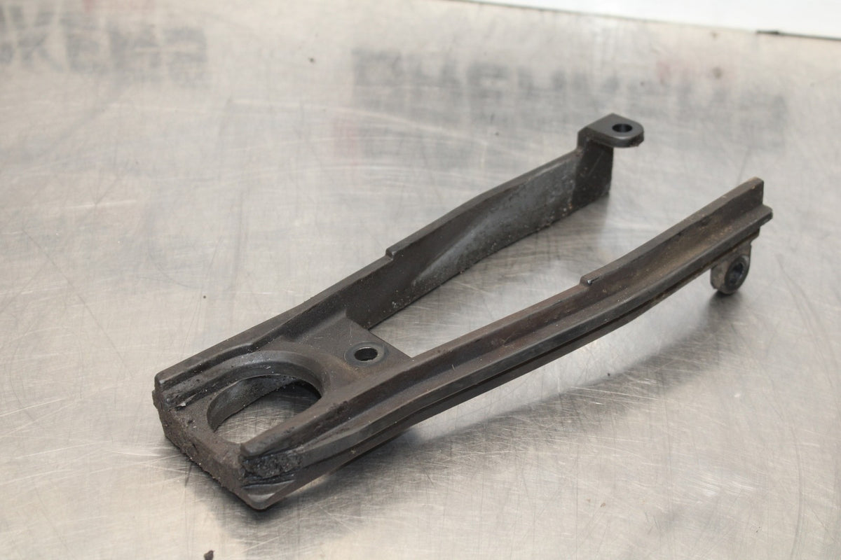 06-07 SUZUKI GSXR 600 SWINGARM CHAIN BUFFER SLIDER GUIDE BB845