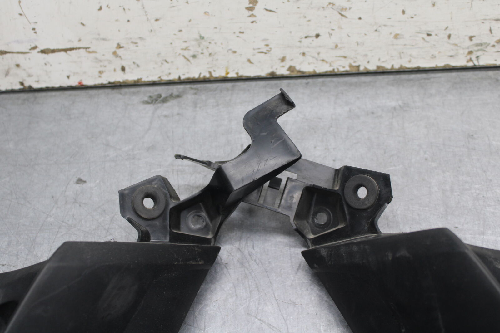 08-09 YAMAHA YZF R6S RIGHT LEFT FRAME MID SIDE COVERS COWLS PANELS TRIM BB114