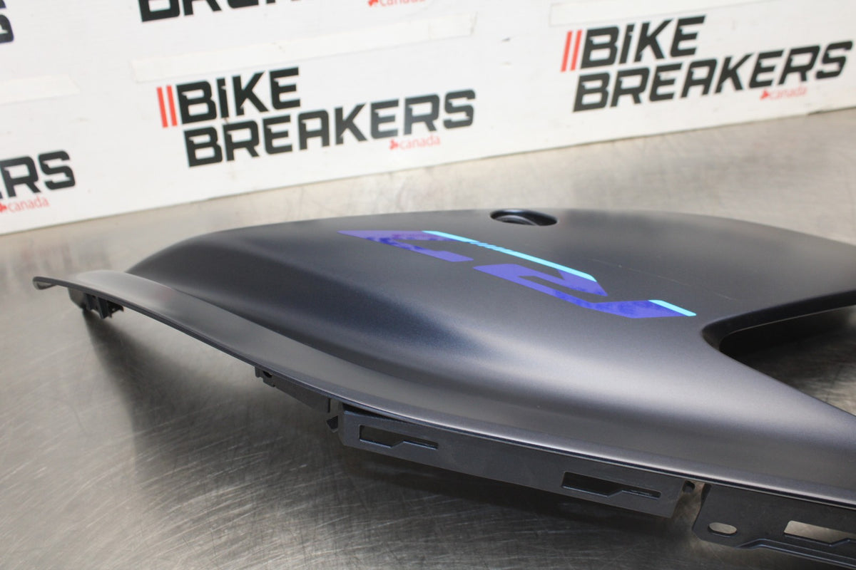 22-25 YAMAHA YZF R7 RIGHT LOWER MID UPPER SIDE FAIRING COWL BB00