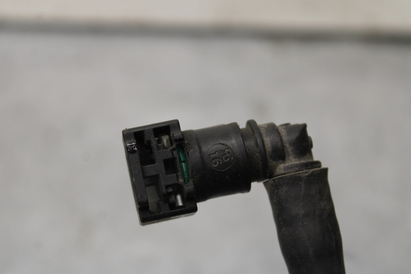 22-24 YAMAHA XSR900 FUEL HOSE GAS LINE TUBE PIPE BB683