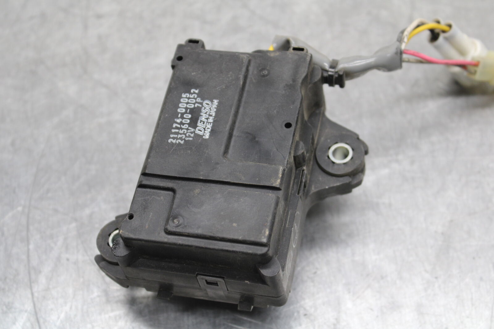 12-13 KAWASAKI Z1000 EXHAUST VALVE SERVO MOTOR BB743