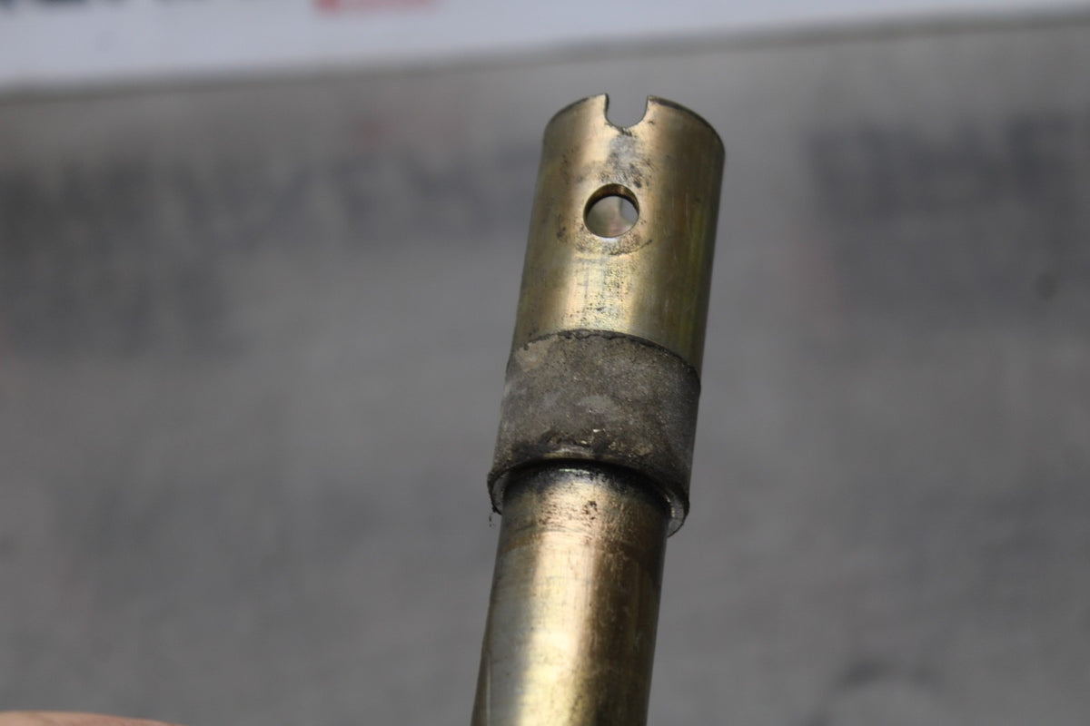 05 DUCATI SUPERSPORT 800 FRONT WHEEL RIM AXLE PIVOT BOLT BB913