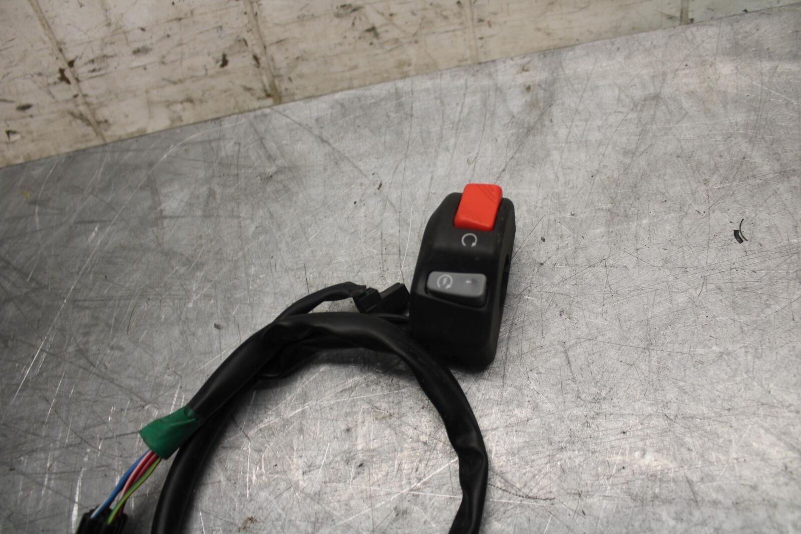 2016 Kawasaki Ninja ZX6R  RIGHT CLIP ON HANDLE KILL OFF START SWITCH BB409