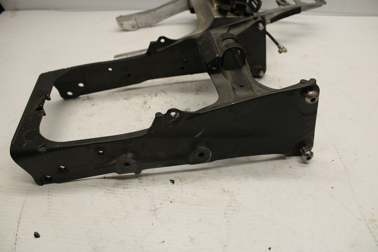 13-18 KAWASAKI NINJA ZX6R REAR BACK TAIL SUBFRAME SUB FRAME 32160-0398 BB240