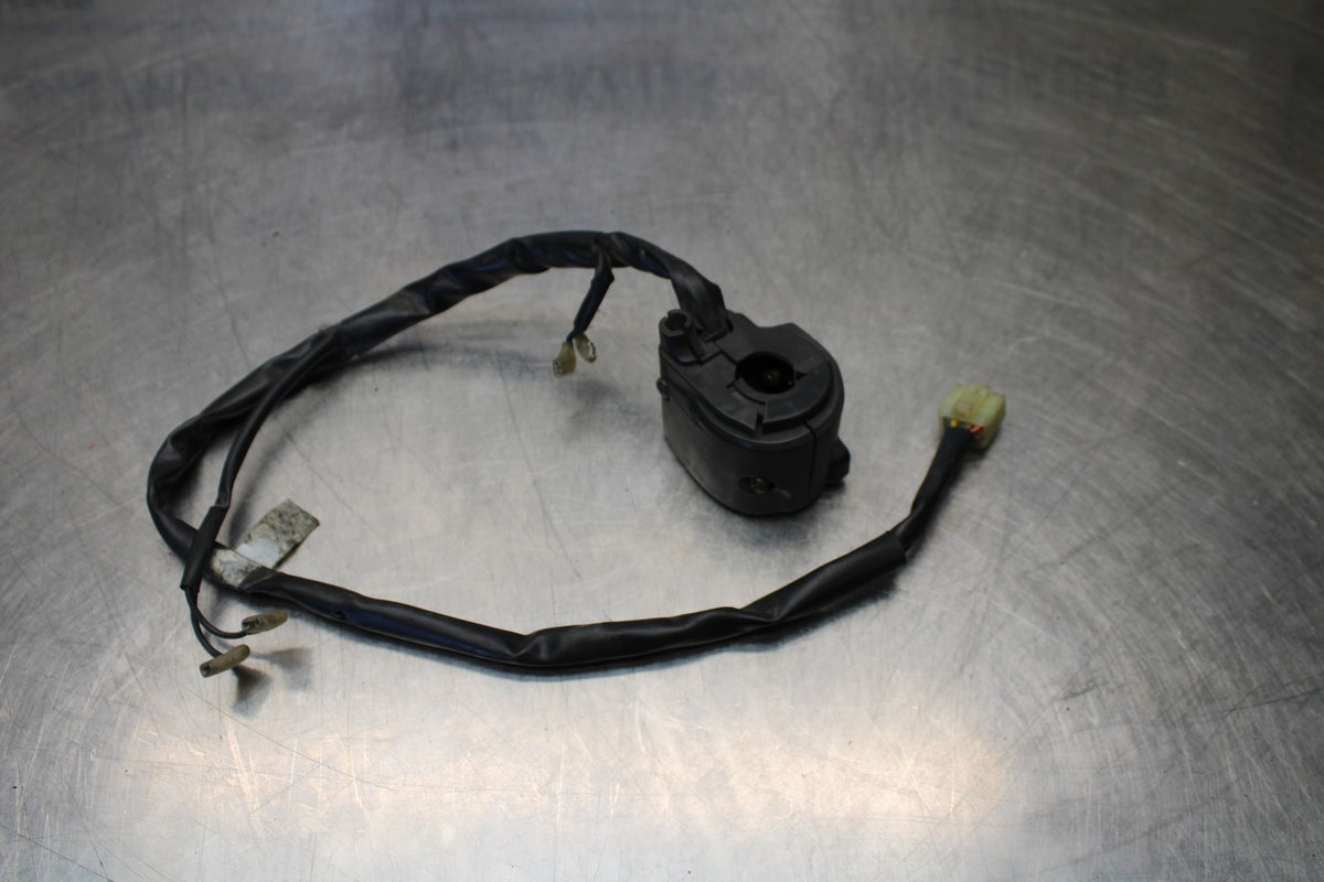 04-05 YAMAHA YZF R1 LEFT CLIP ON HANDLE HORN SIGNALS SWITCH SWITCHES  BB173