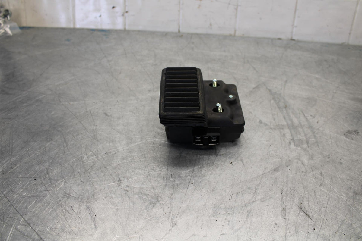 17-18 YAMAHA YZF R3 RECTIFIER VOLTAGE REGULATOR BB438