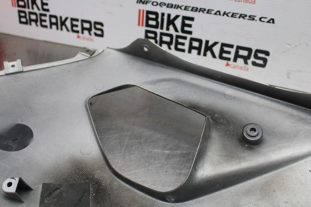 03-04 SUZUKI GSXR1000 RIGHT LOWER MID UPPER SIDE FAIRING COWL BB459