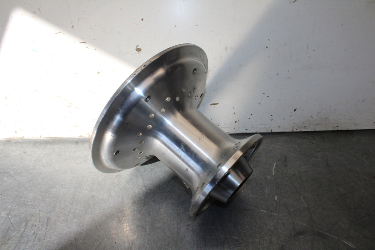 98-02 HONDA SHADOW AERO 1100 FRONT HUB WHEEL HUB BB164